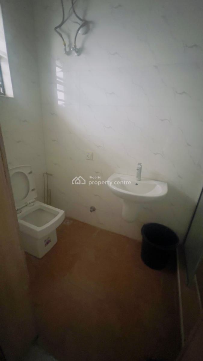 2 Bedroom Apartment with Bq, Off Gbagbala Street, Ikate, Lekki, Lagos, Flat / Apartment for Rent