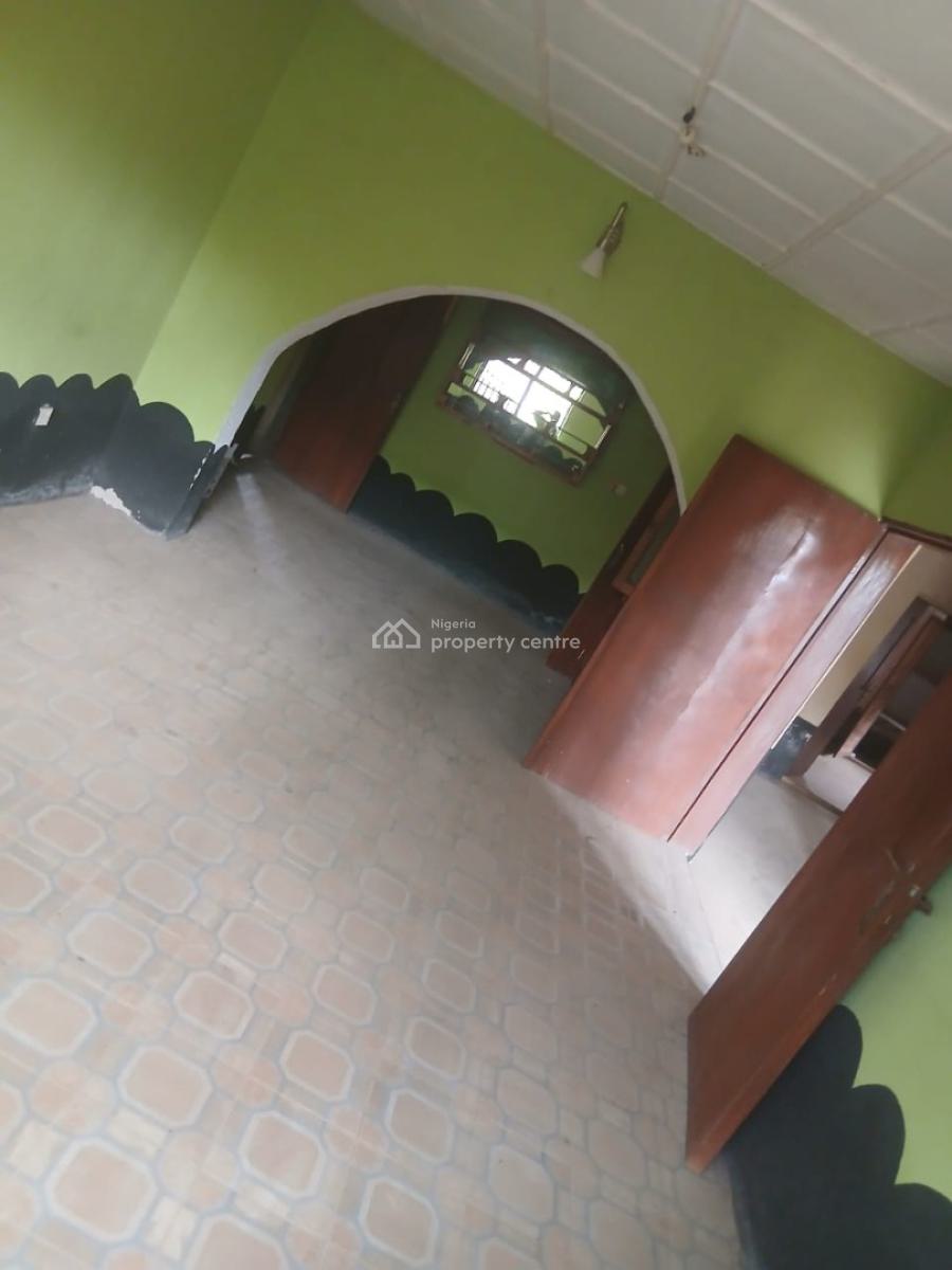a Self Compound 3 Bedroom Apartment, Holinesd Estate, Along Arulogun Road, Ojoo, Ibadan, Oyo, Flat / Apartment for Rent