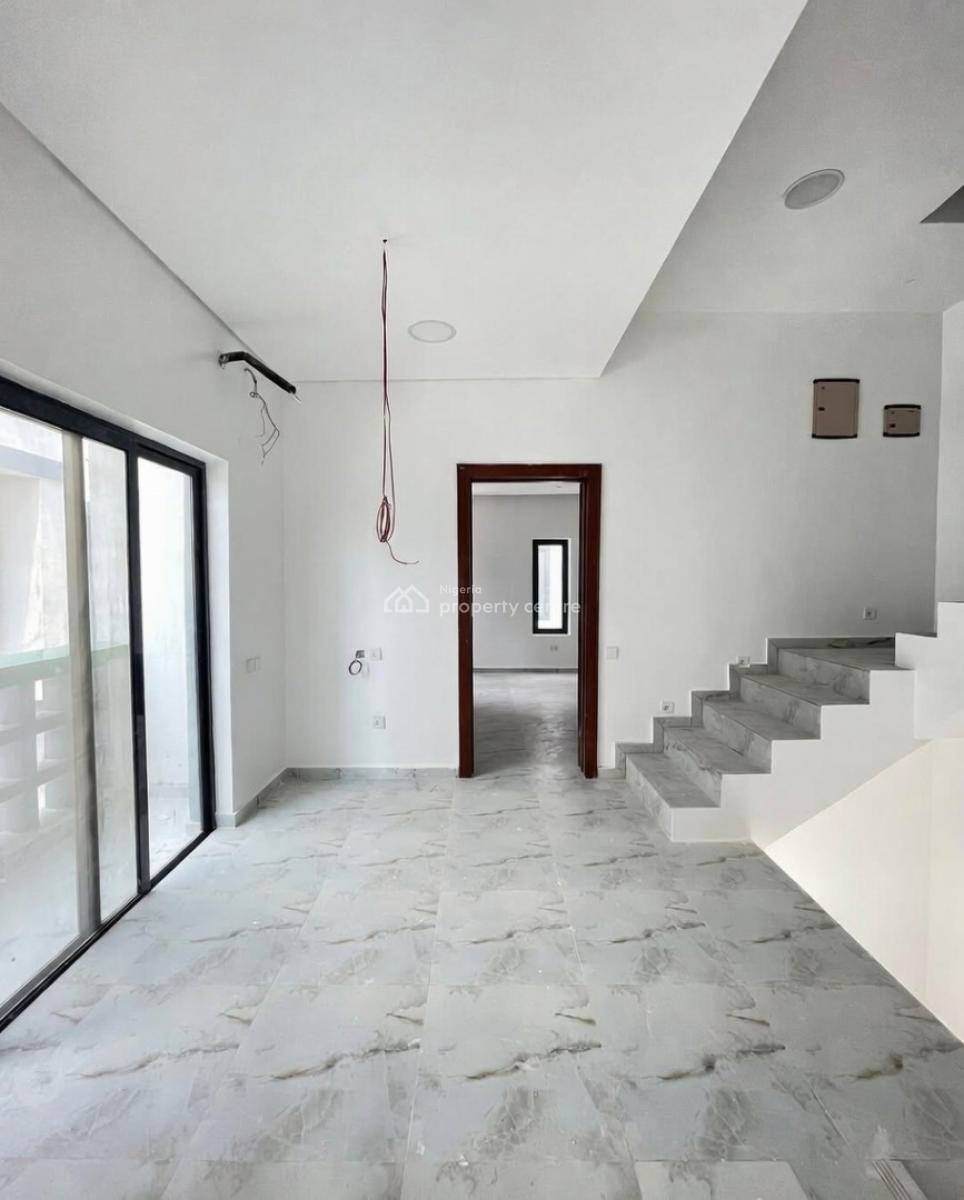 4 Bedroom Semi Detached Duplex, Lekki Phase 1, Lekki, Lagos, Semi-detached Duplex for Sale