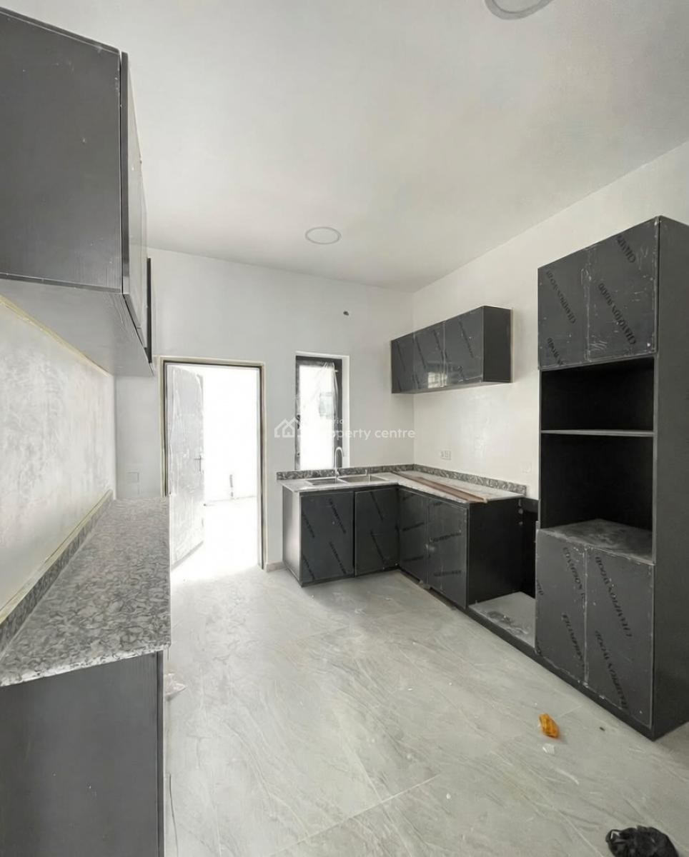 4 Bedroom Semi Detached Duplex, Lekki Phase 1, Lekki, Lagos, Semi-detached Duplex for Sale