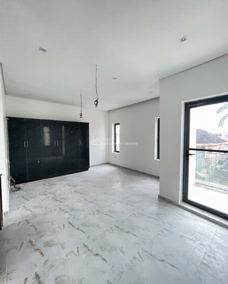 4 Bedroom Semi Detached Duplex, Lekki Phase 1, Lekki, Lagos, Semi-detached Duplex for Sale