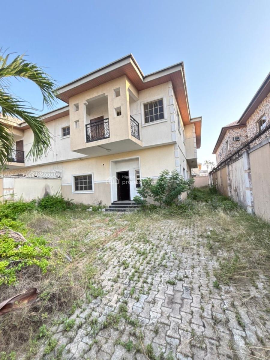 5bedrooms Semi Detached, Off Brassars Mall Road, Lekki Phase 1, Lekki, Lagos, Semi-detached Duplex for Rent