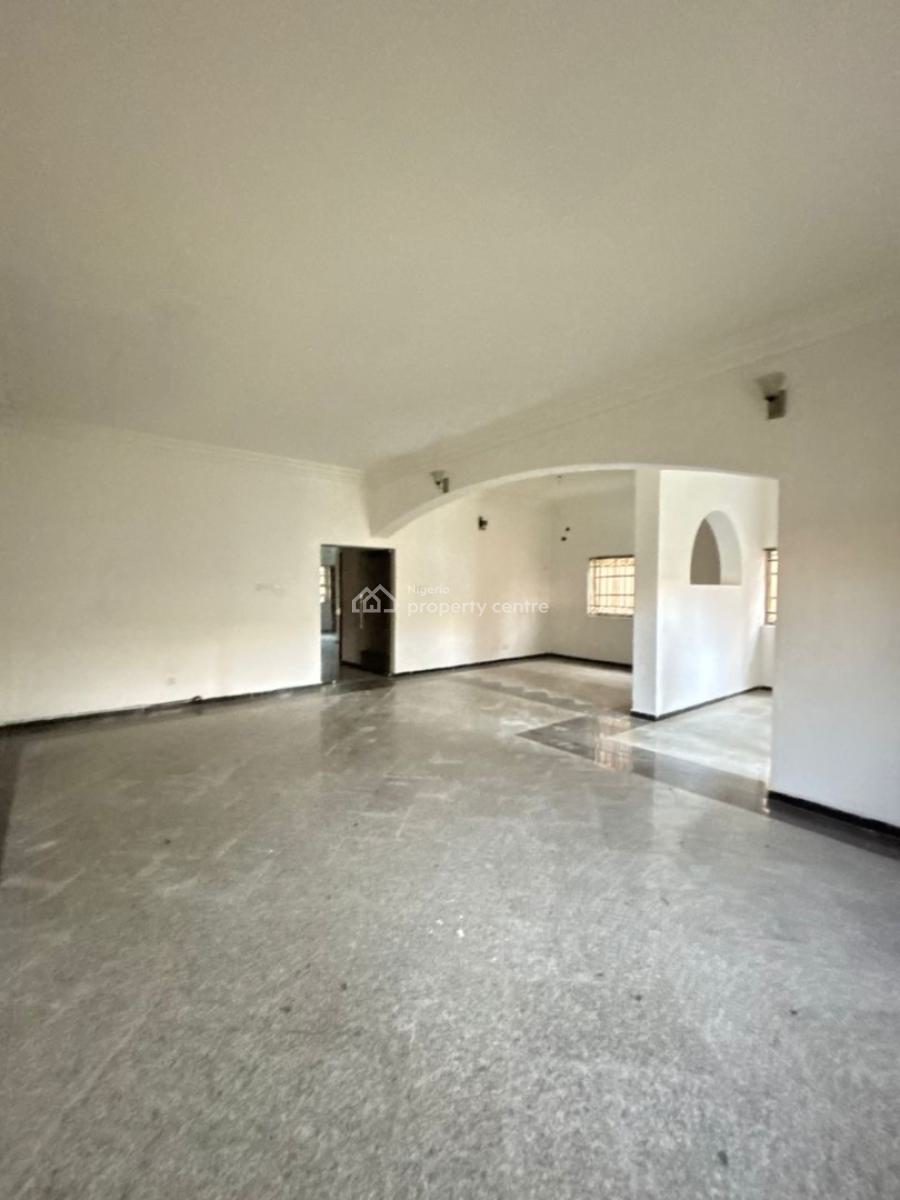 5bedrooms Semi Detached, Off Brassars Mall Road, Lekki Phase 1, Lekki, Lagos, Semi-detached Duplex for Rent
