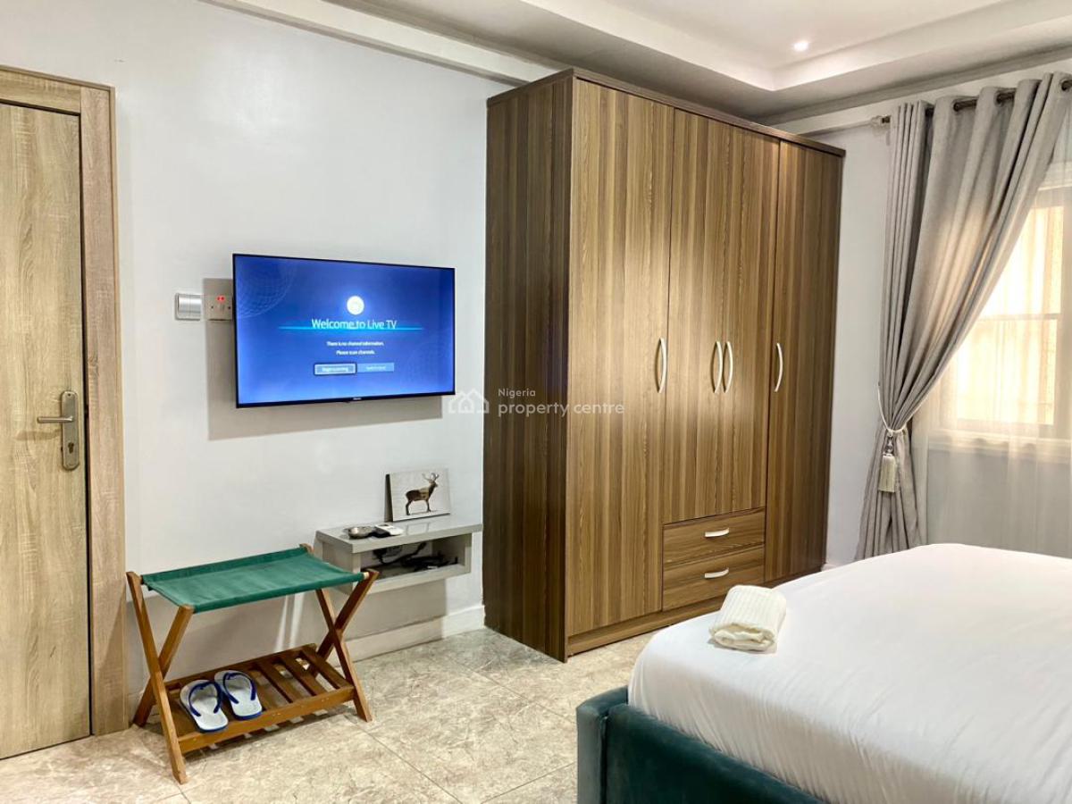 Luxuriously Furnished 3-bedroom Apartment, Lawrence Street, Ikoyi, Lagos, Flat / Apartment for Rent