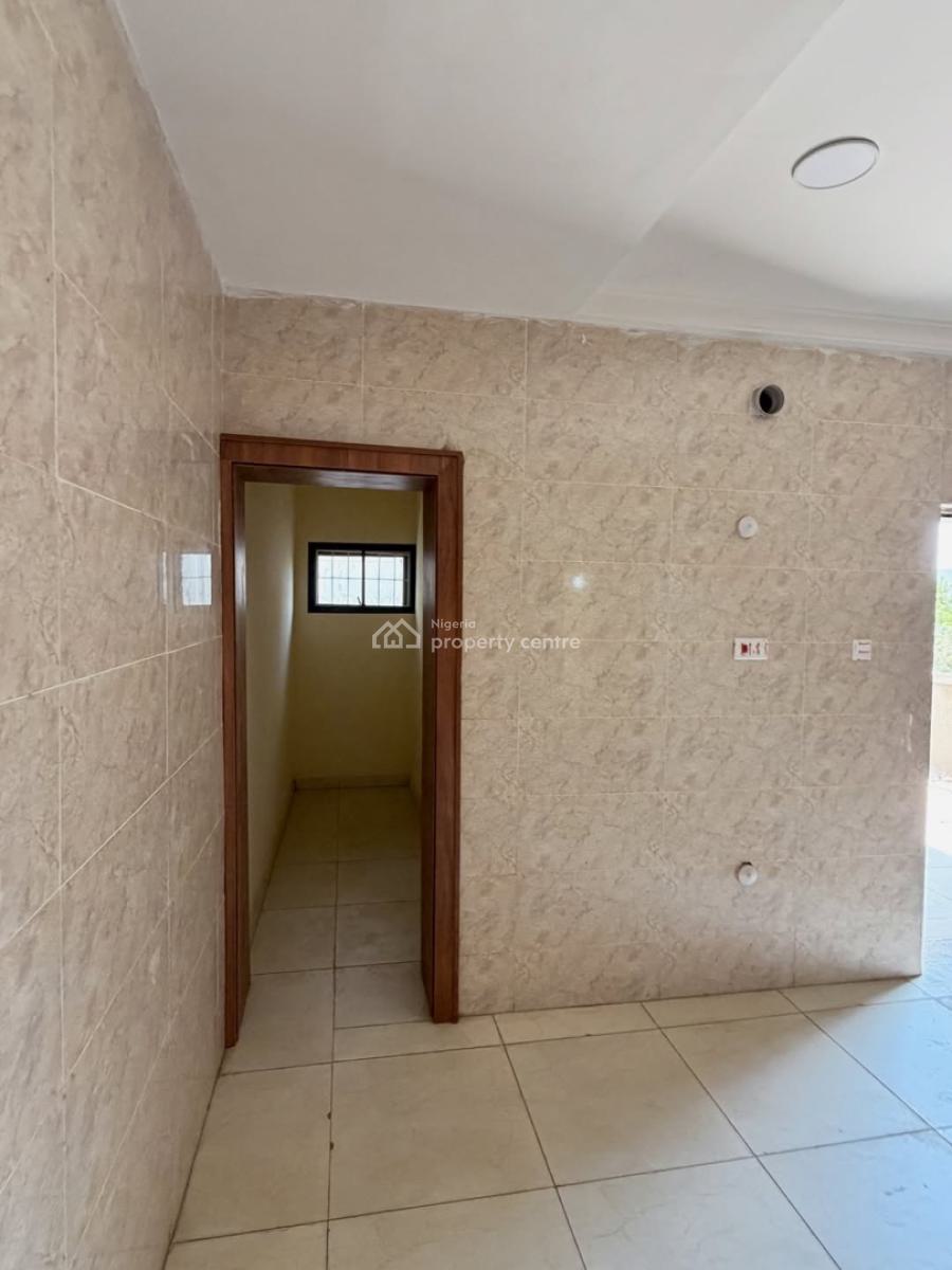 Newly Designed 4 Bedrooms Spacious Terrace Duplex,bq, Great Ambience, Serene Neighborhood, Guzape District, Abuja, Terraced Duplex for Sale