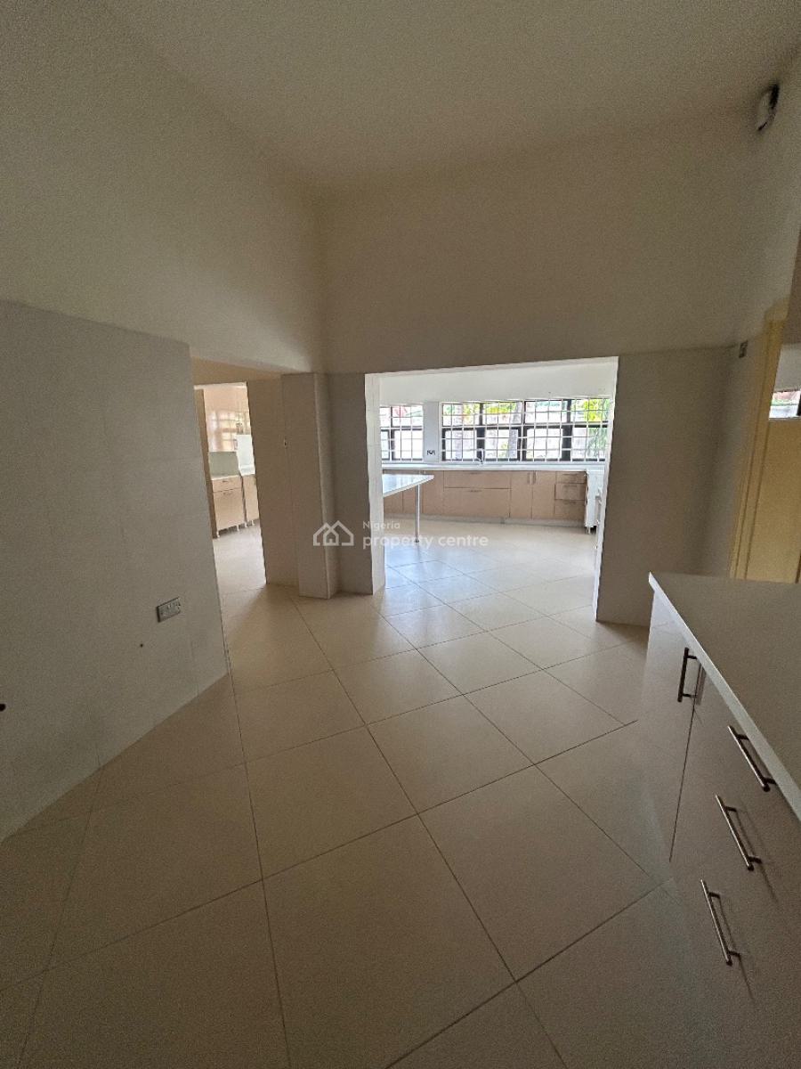 Well Maintained Spacious 5bedroom Mansion, Ikoyi, Lagos, Detached Duplex for Rent
