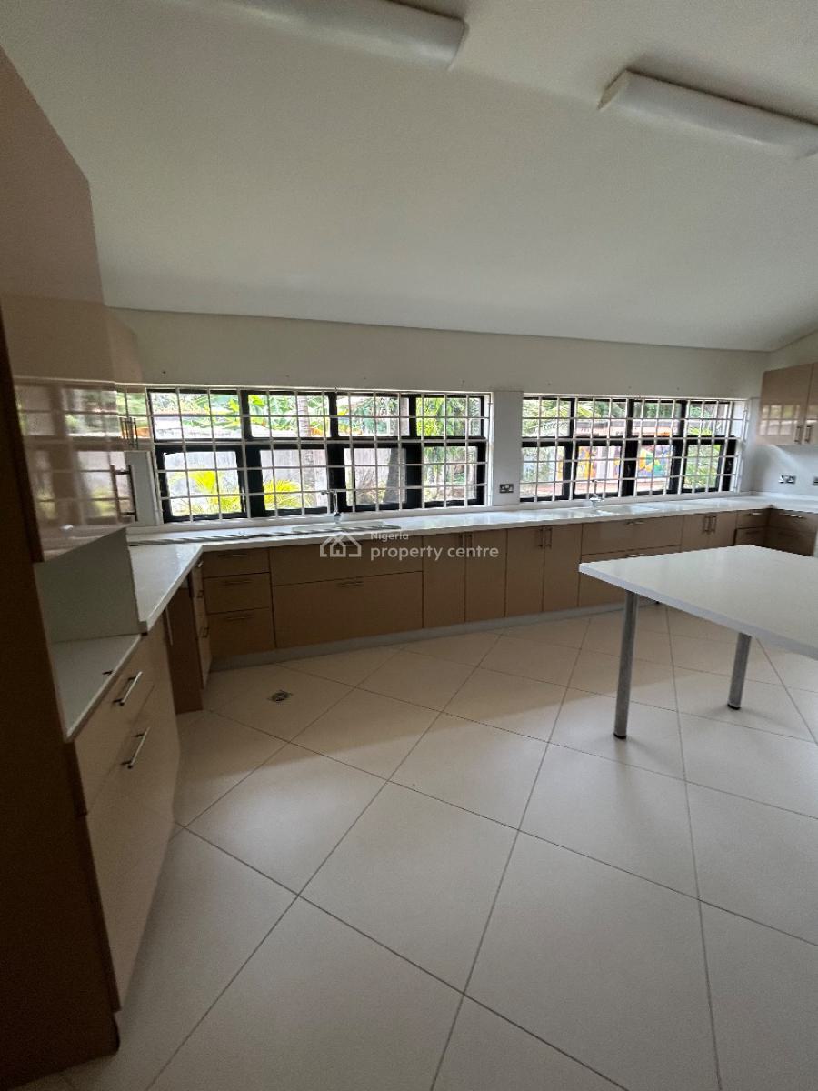 Well Maintained Spacious 5bedroom Mansion, Ikoyi, Lagos, Detached Duplex for Rent