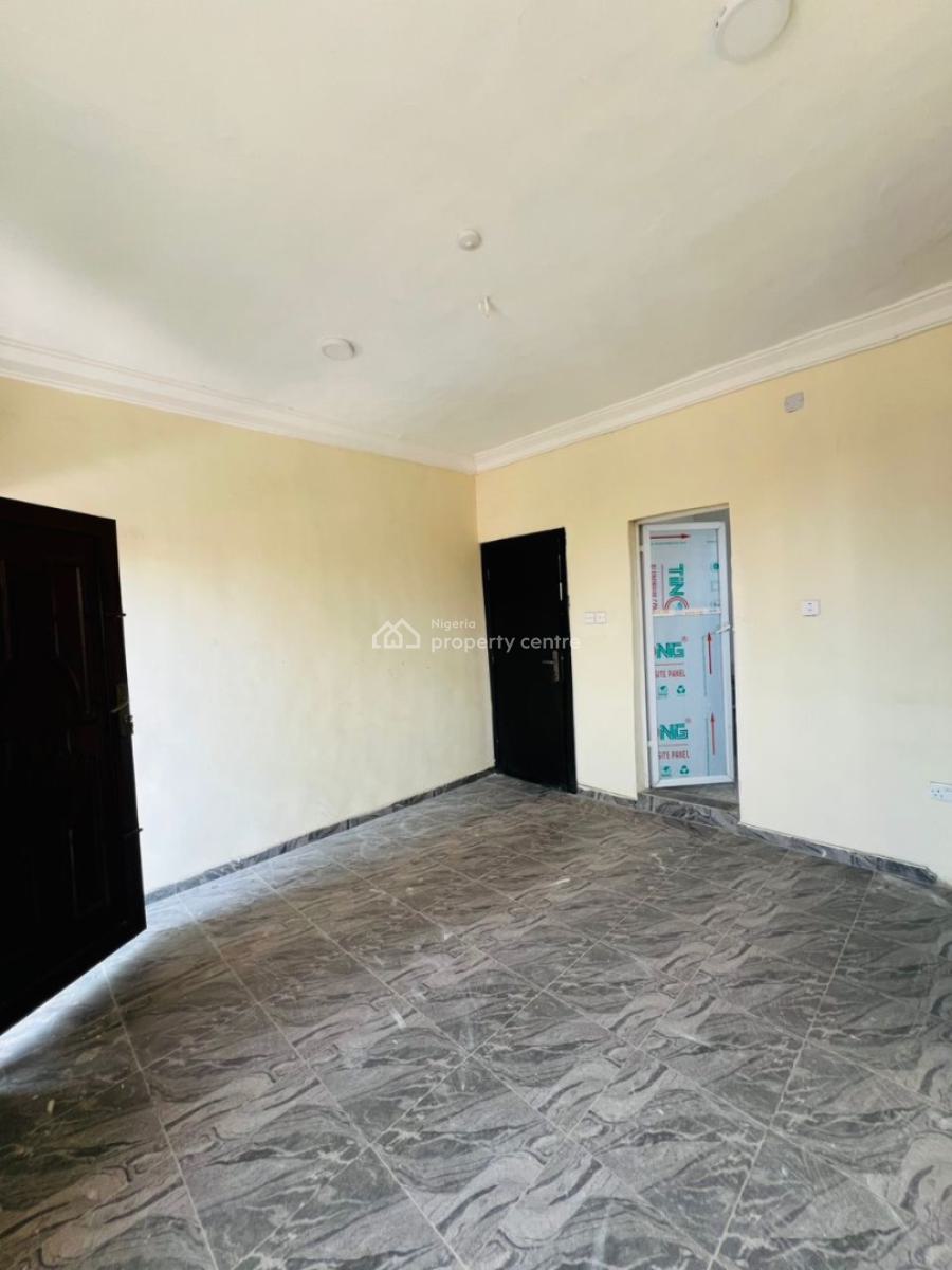 Specious 2 Bedrooms Apartment Available, Lekki, Lagos, Flat / Apartment for Rent