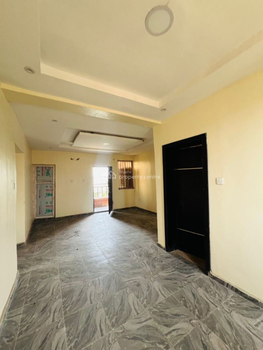 Specious 2 Bedrooms Apartment Available, Lekki, Lagos, Flat / Apartment for Rent