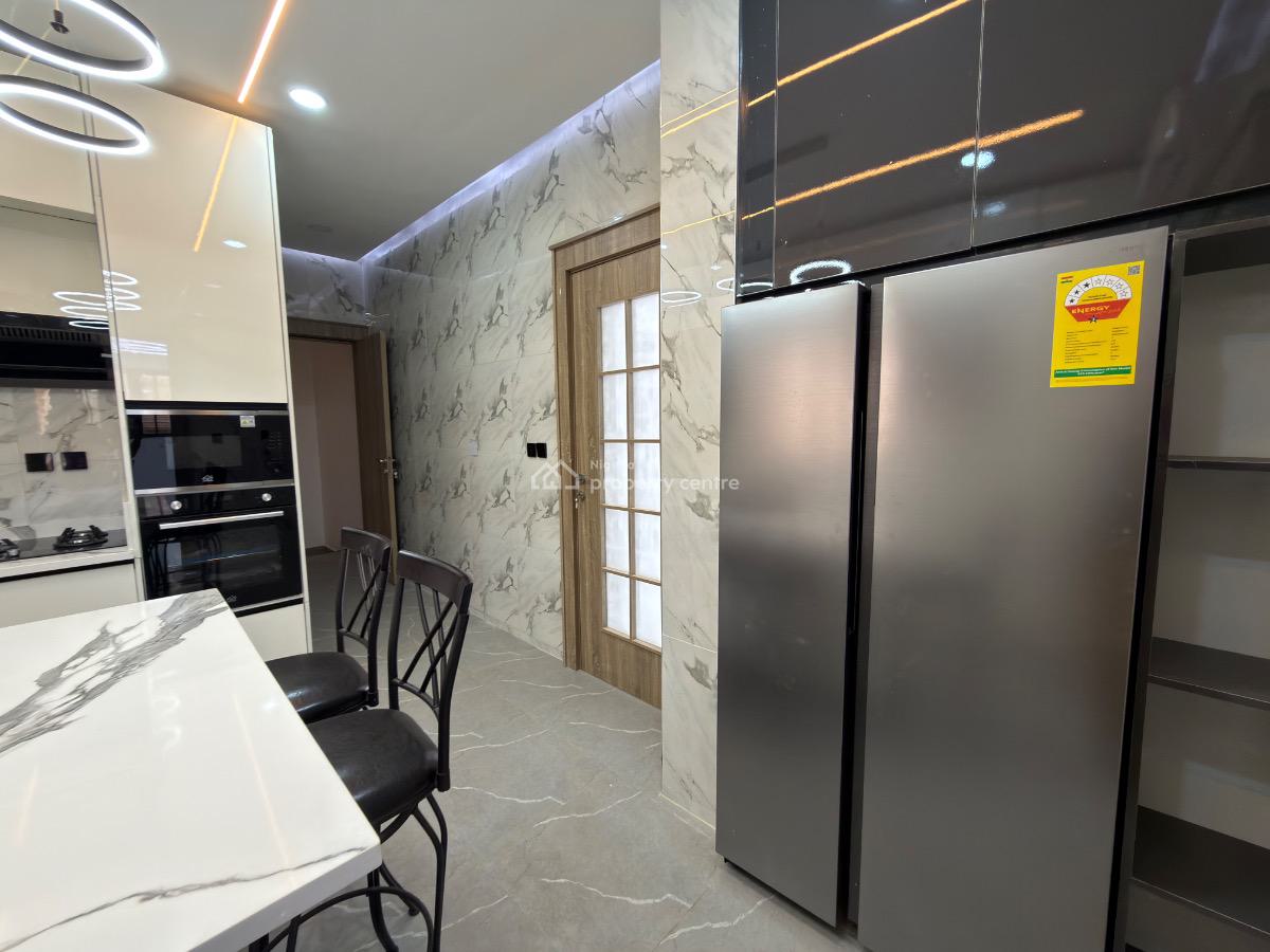 Luxury 6 Bedroom Detached House, Off Nnpc Road, Guzape District, Abuja, Detached Duplex for Sale