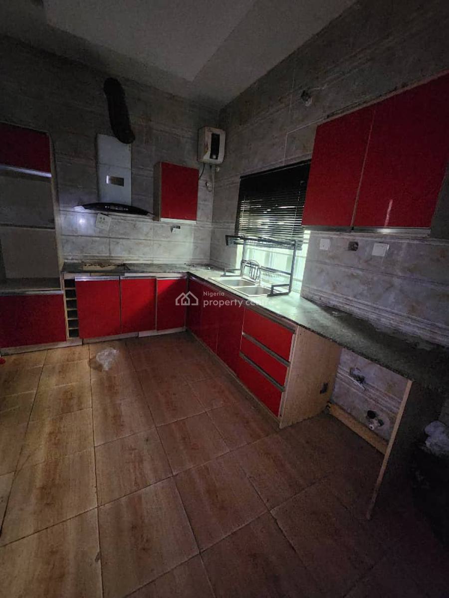 Distress Deal 4 Bedroom Semi  Detached Duplex, Ikota, Lekki, Lagos, Semi-detached Duplex for Sale