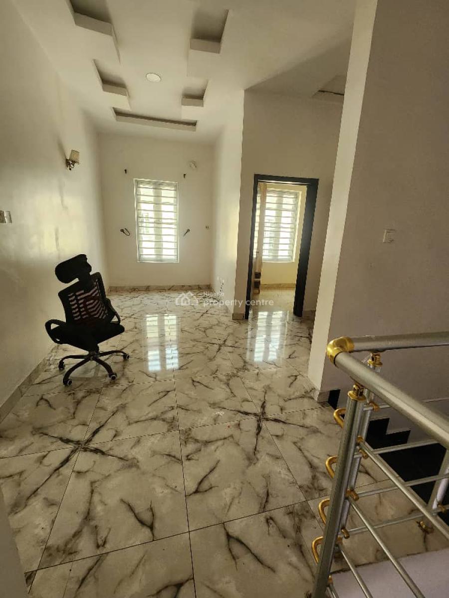 Distress Deal 4 Bedroom Semi  Detached Duplex, Ikota, Lekki, Lagos, Semi-detached Duplex for Sale