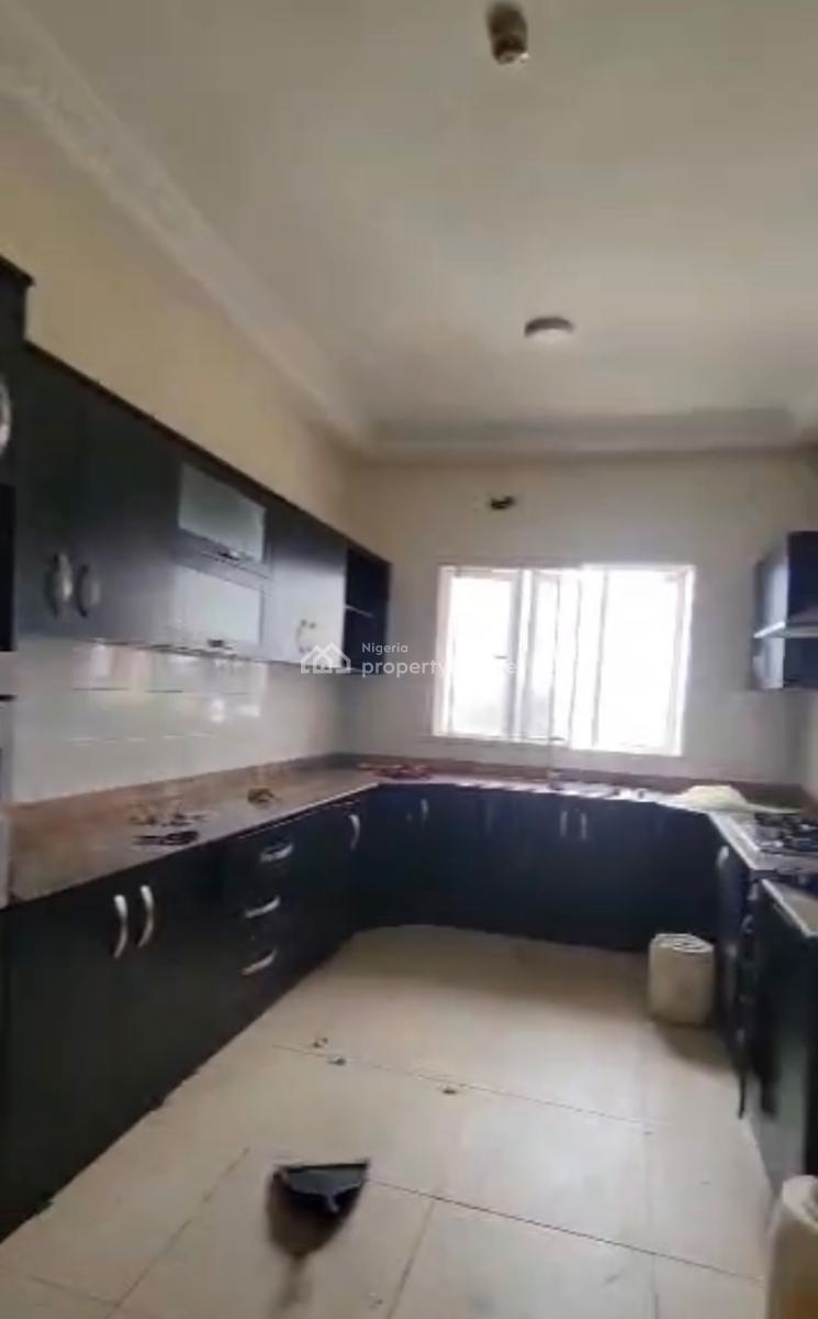 Spacious 3bedroom Apartment, Chevron Drive, Lekki, Lagos, Flat / Apartment for Rent