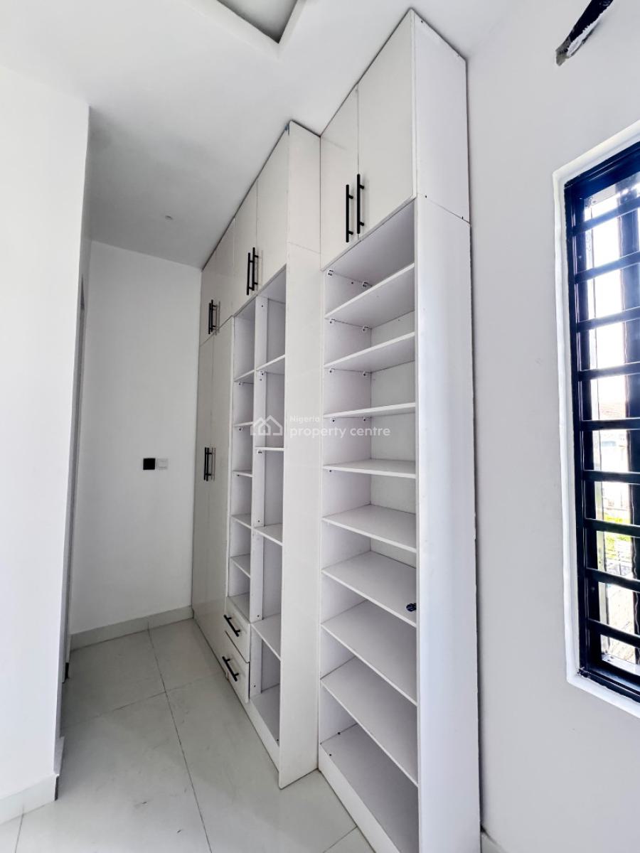 Luxurious Ditress Sell 4 Bedrom Duplex with Bq &pool  Fully Detached, Orchid Road Lekki, Lekki, Lagos, Detached Duplex for Sale