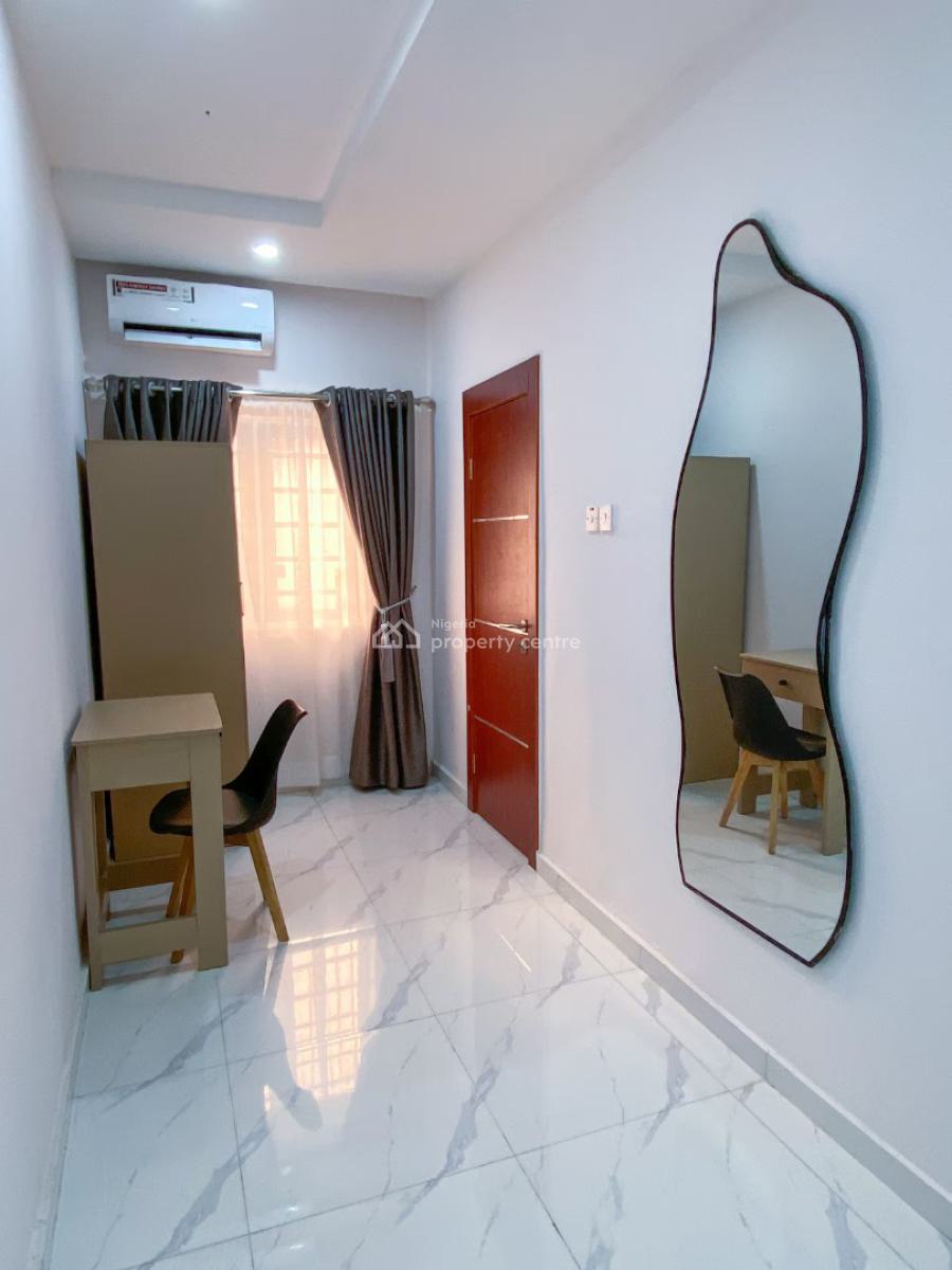 Ngz Lvn 1bed & Parlour(b1), Dele Adedeji Street, Lekki Phase 1, Lekki, Lagos, Flat / Apartment Short Let