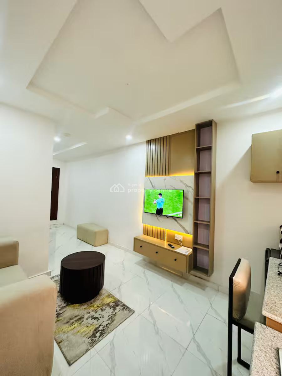 Ngz Lvn 1bed & Parlour(b1), Dele Adedeji Street, Lekki Phase 1, Lekki, Lagos, Flat / Apartment Short Let