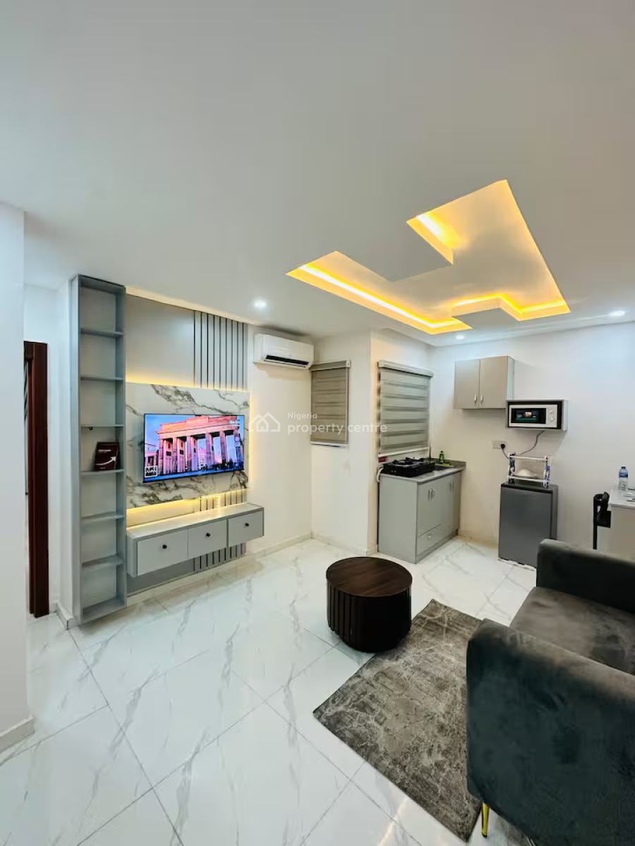 Ngz Lvn 1bed & Parlour(b2), Dele Adedeji Street, Lekki Phase 1, Lekki, Lagos, Flat / Apartment Short Let