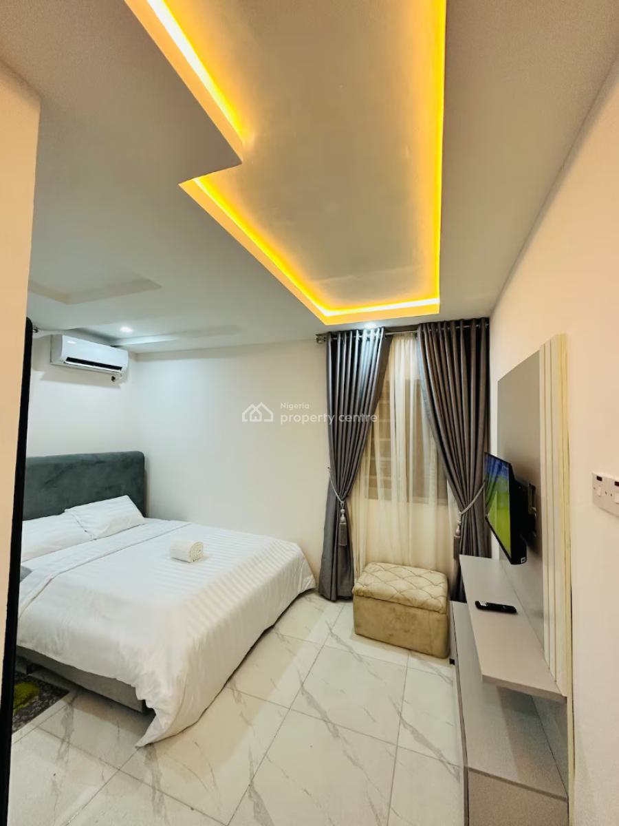 Ngz Lvn 1bed & Parlour(b2), Dele Adedeji Street, Lekki Phase 1, Lekki, Lagos, Flat / Apartment Short Let