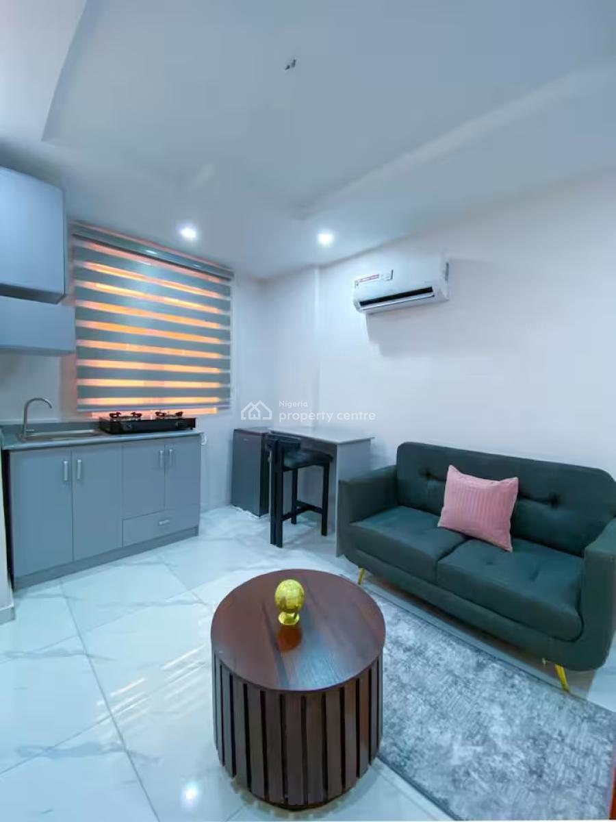 Ngz Lvn 1bed & Parlour(b3), Dele Adedeji Street, Lekki Phase 1, Lekki, Lagos, Flat / Apartment Short Let