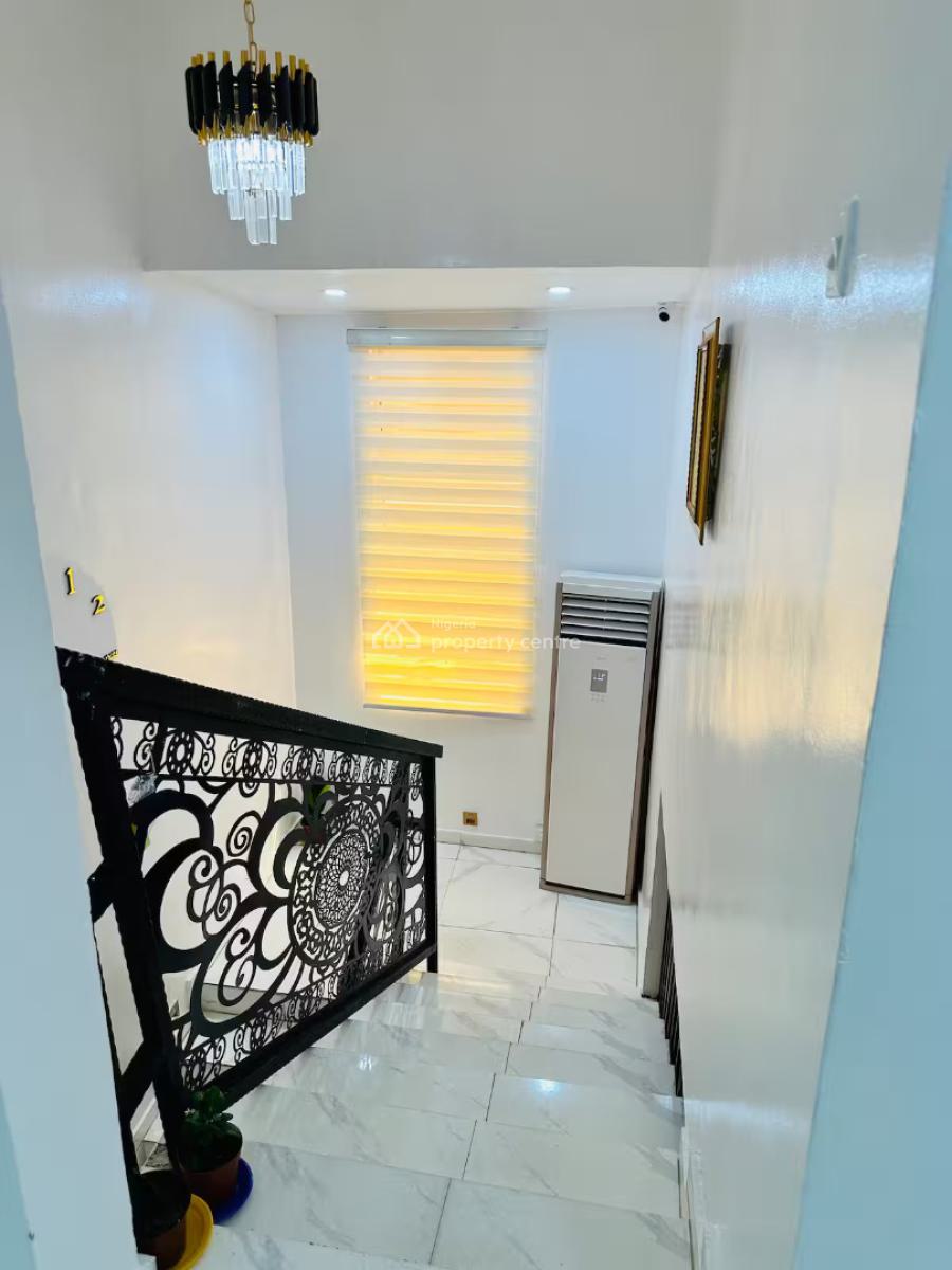 Ngz Lvn 1bed & Parlour(b3), Dele Adedeji Street, Lekki Phase 1, Lekki, Lagos, Flat / Apartment Short Let