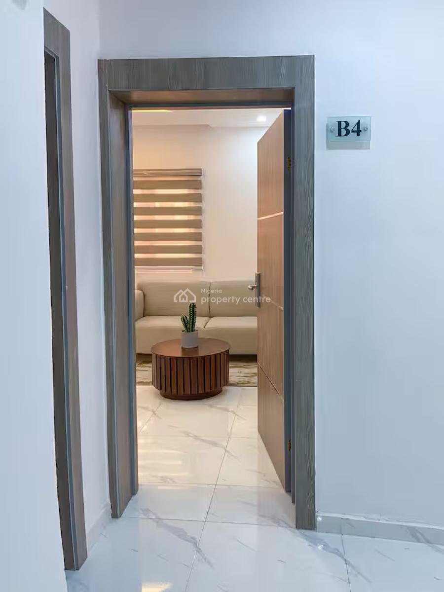 Ngz Lvn 1bed & Parlour(b4), Dele Adedeji Street, Lekki Phase 1, Lekki, Lagos, Flat / Apartment Short Let