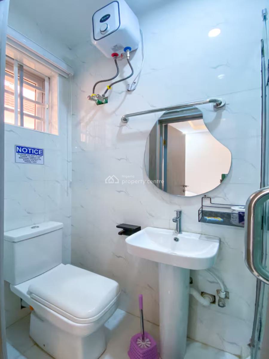 Ngz Lvn 1bed & Parlour(b5), Dele Adedeji Street, Lekki Phase 1, Lekki, Lagos, Flat / Apartment Short Let