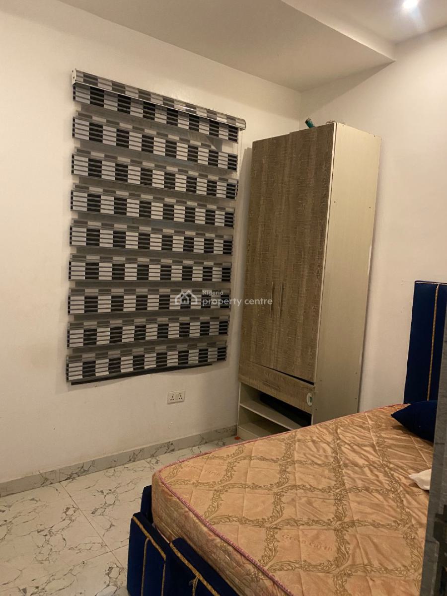 a Spacious and Comfortable Single Room Downstairs at Orchid Lekki Lago, Lekki, Lagos, Semi-detached Duplex for Rent