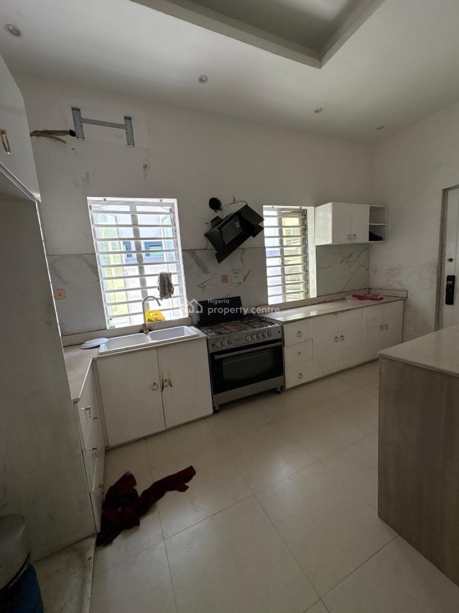 Ditress Sell. 4 Bedroom Fully Detached with Bq Can Park 7 Cars Cheape, Osapa London Lekki Lagos State, Lekki, Lagos, Detached Duplex for Sale