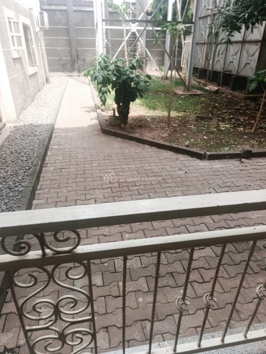 Luxury 3 Bedroom with Bq, Gariki, Garki, Abuja, Flat / Apartment for Rent