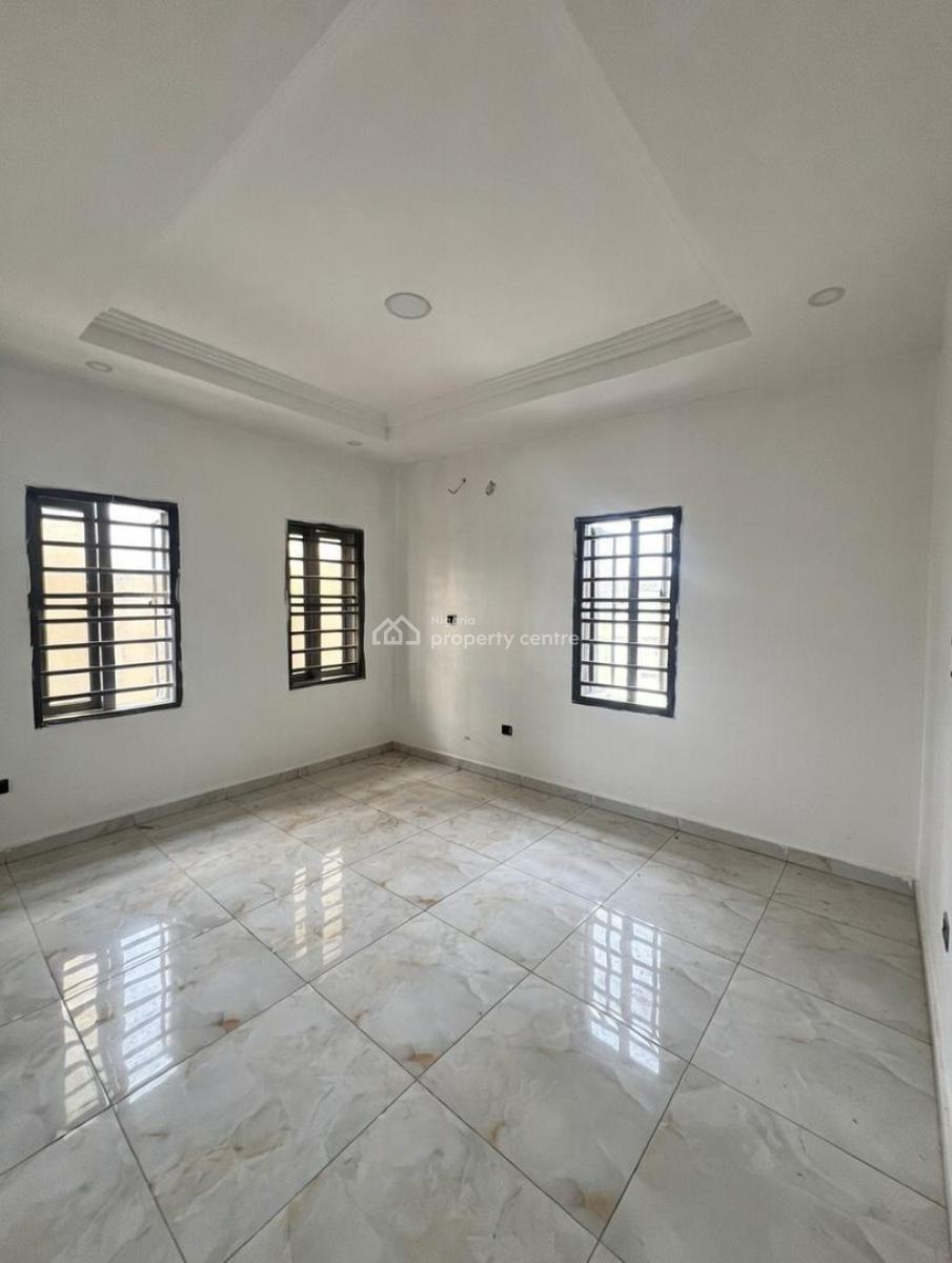 a Standard 2bedroom Flat, Pepperoni Abraham Adesunya Ajah, Lekki Phase 2, Lekki, Lagos, Flat / Apartment for Rent