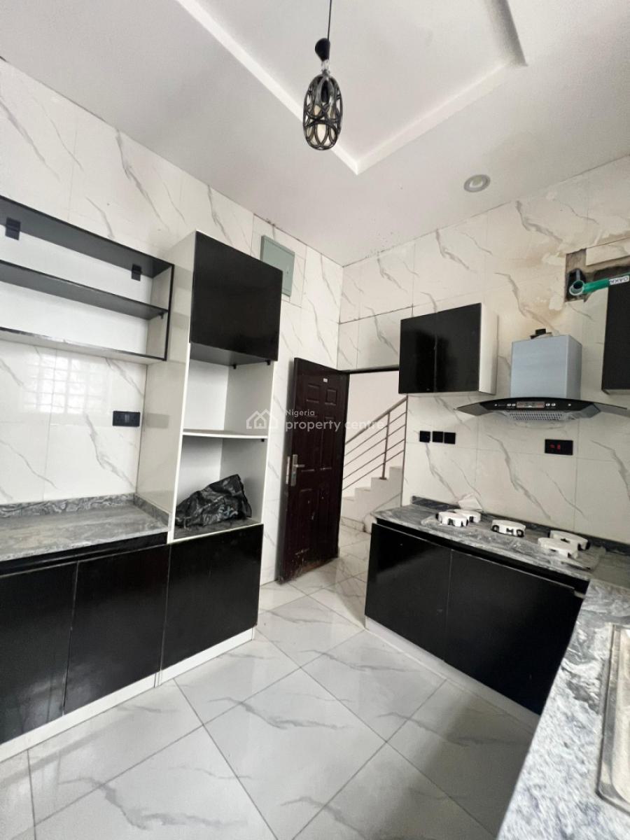 Luxury 4 Bedrooms Duplex, Pepperoni, Ajah, Lagos, Terraced Duplex for Rent