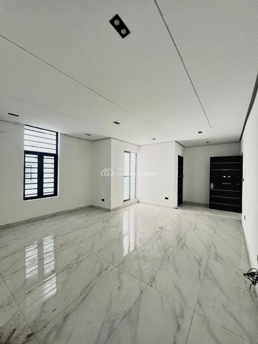 Spacious 1 Bedroom Apartment, Ologolo, Lekki, Lagos, Mini Flat (room and Parlour) for Sale