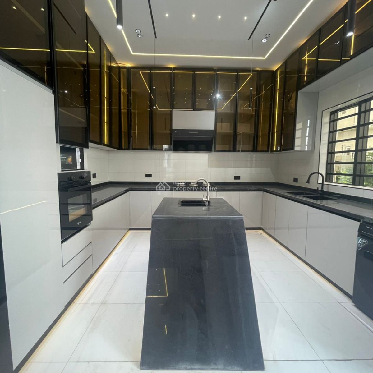 Exotic 5 Bedroom Fully Detached Duplex with Swimming Pool and Bq, in a Secure Estate in Chevron, Lekki, Lagos, Detached Duplex for Sale