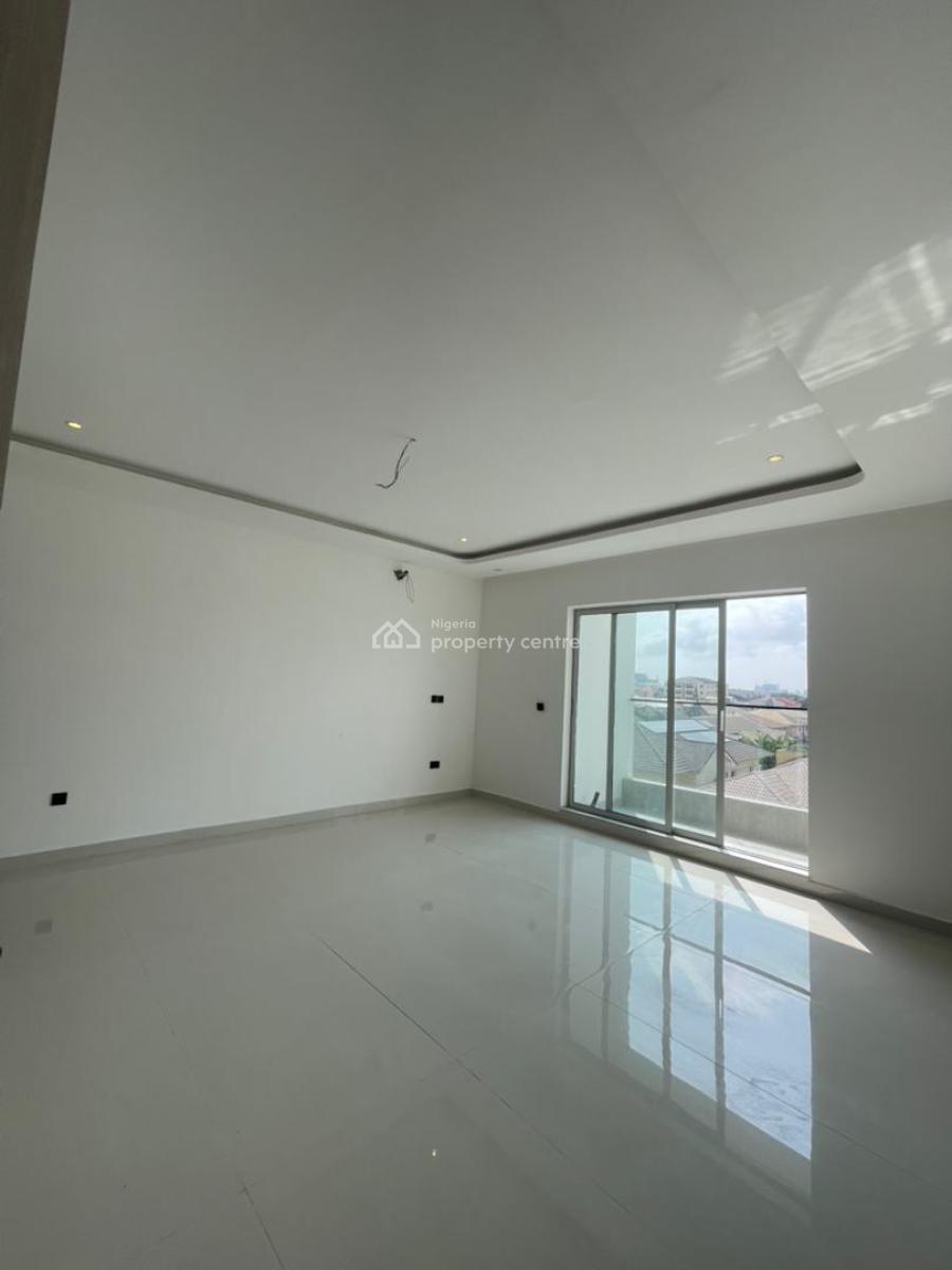 Luxury 3 Bedroom Serviced Apartment, Lekki Phase 1, Lekki, Lagos, Block of Flats for Sale