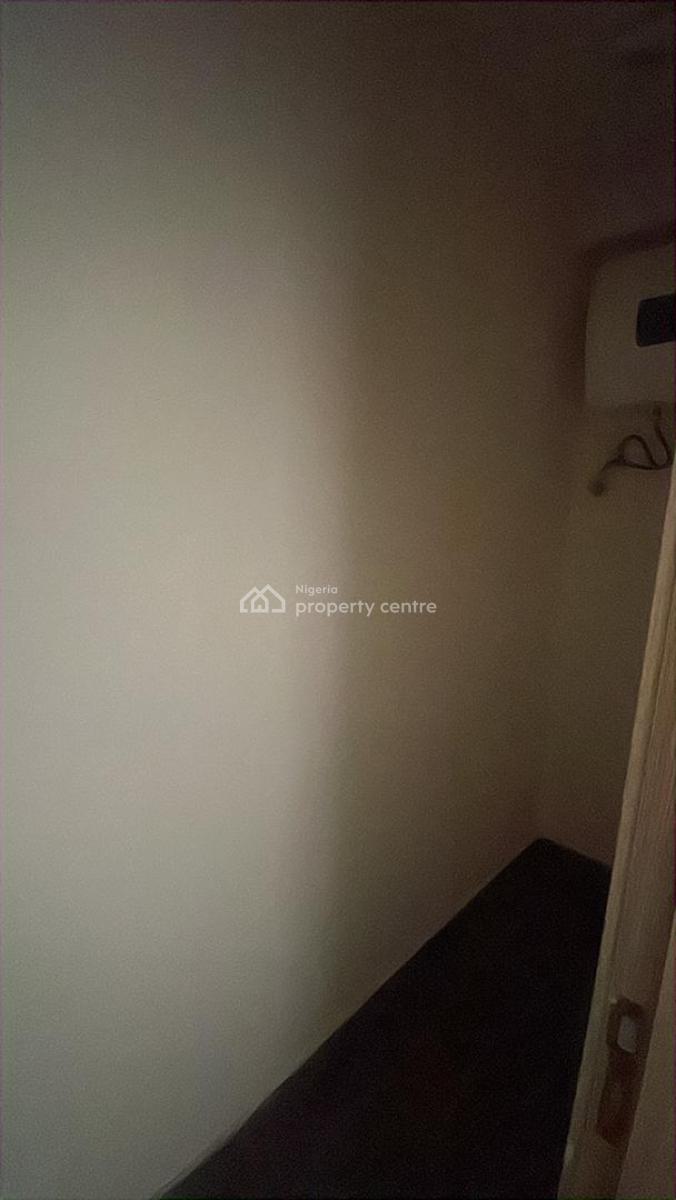 Serviced 2 Bedroom Apartment, Off Palace Road, Oniru, Victoria Island (vi), Lagos, Flat / Apartment for Rent