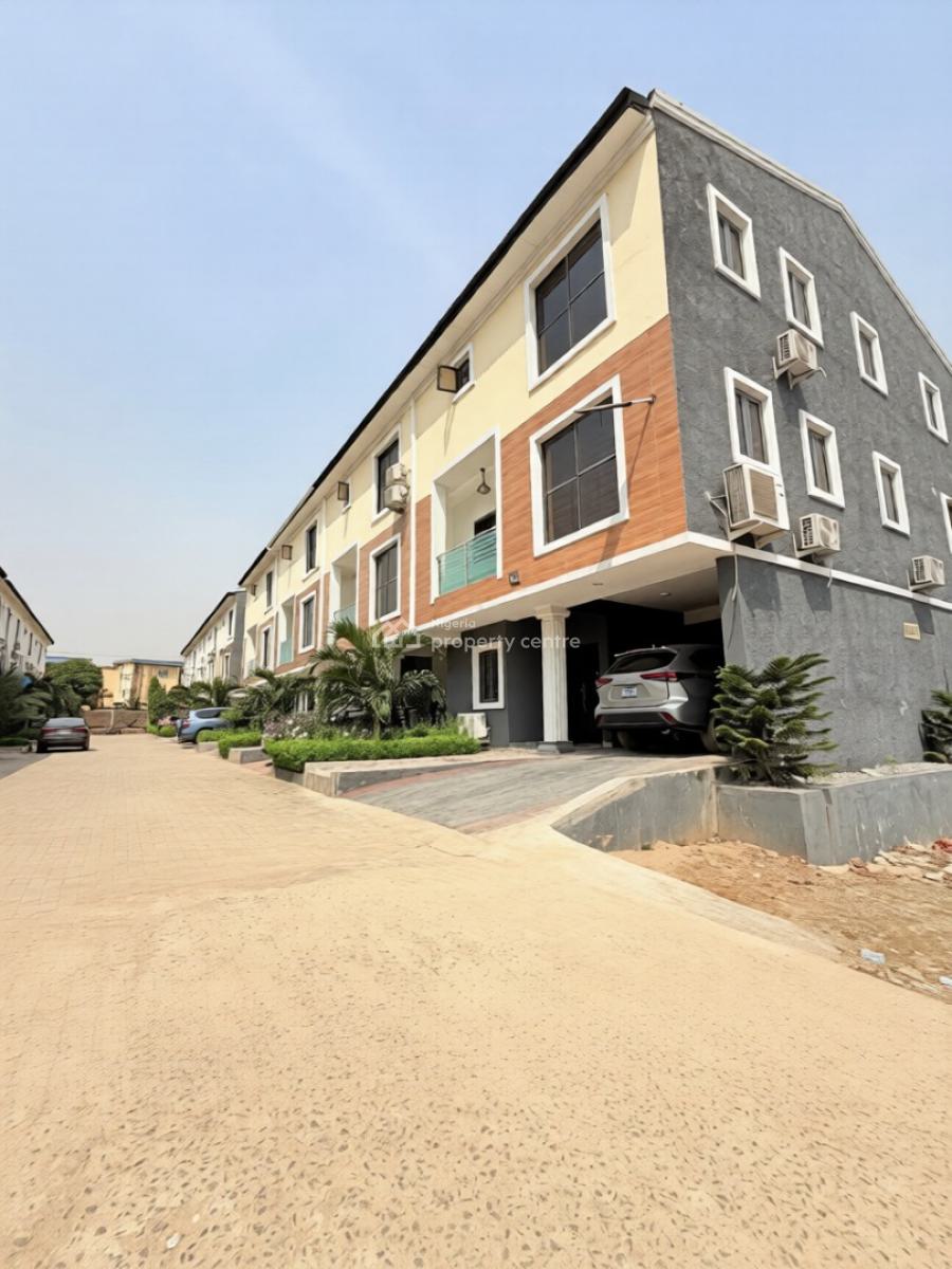 4 Bedroom Terrace Duplex, Surulere, Lagos, Terraced Duplex for Sale