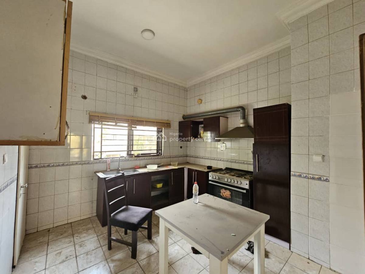 Semi Detached Duplex, Wuse 2, Abuja, Hotel / Guest House for Rent