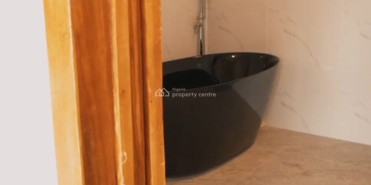 7 Bedroom Fully Detached Duplex on 700sqm Land with Bq, Gra Phase 2, Magodo, Lagos, Detached Duplex for Sale