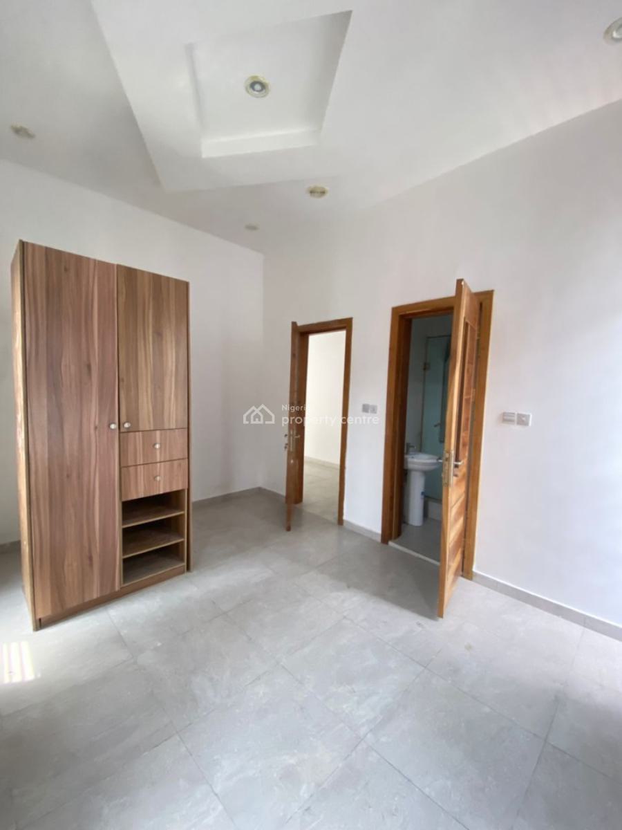 Lovely 5 Bedroom Fully Detached Duplex with Massive Compound, Lekky County, Ikota, Lekki, Lagos, Detached Duplex for Sale