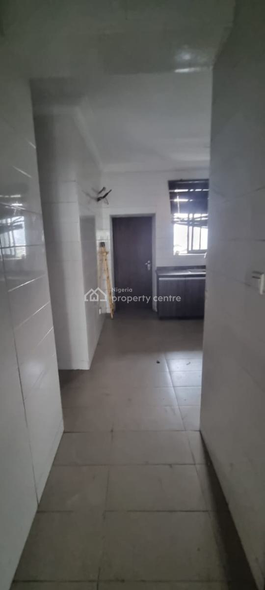 Specious 3 Bedroom Apartment with Bq, Swimming Pool and Gym, Four Points Hotel Road, Victoria Island (vi), Lagos, Flat / Apartment for Rent