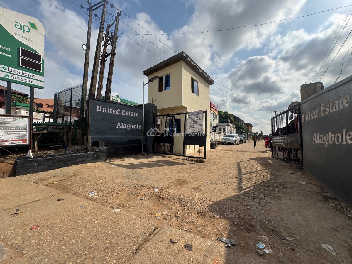 Well Maintained 8 Units of 2 Bedroom Flats, By United Estate, Alagbole, Ojodu Berger, Ojodu, Lagos, Block of Flats for Sale