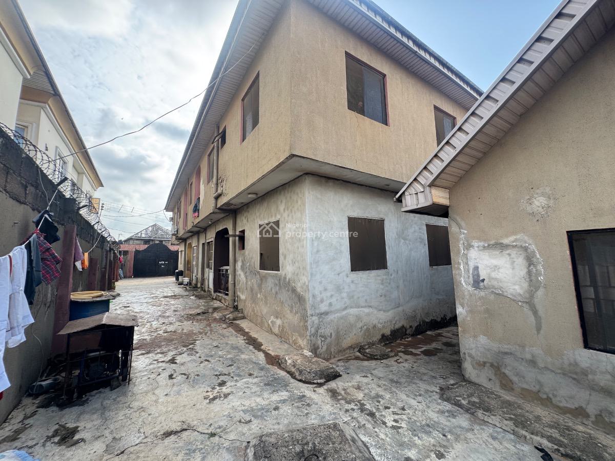 Well Maintained 8 Units of 2 Bedroom Flats, By United Estate, Alagbole, Ojodu Berger, Ojodu, Lagos, Block of Flats for Sale