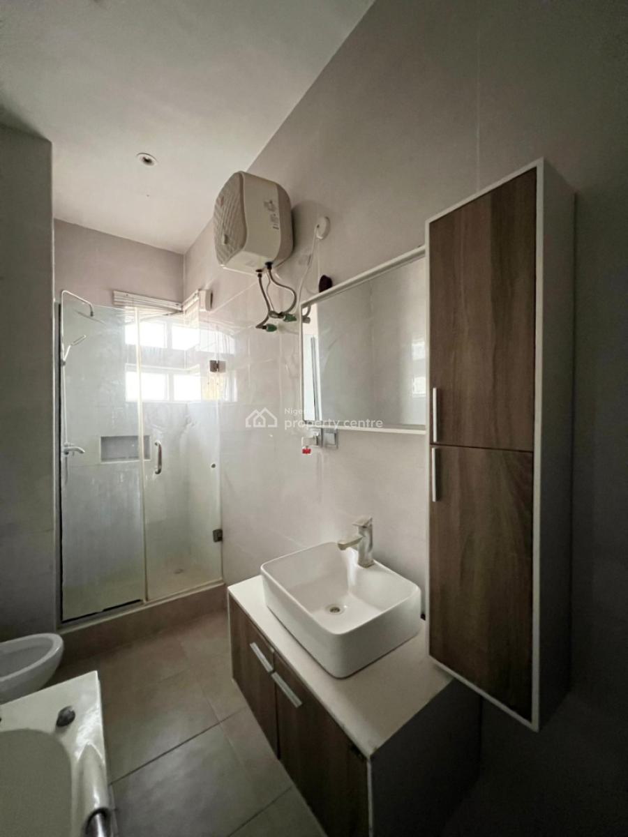 Lovely 4 Bedroom Semi Detached Duplex with Bq, Ologolo, Lekki, Lagos, Semi-detached Duplex for Rent