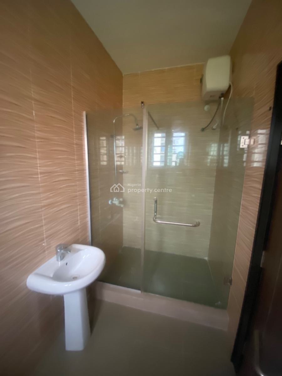 Relatively New 5 Bedroom Semi Detached Duplex in Ilasan Ikate Lekki, Ilasan Ikate Lekki Right, Ikate, Lekki, Lagos, House for Rent