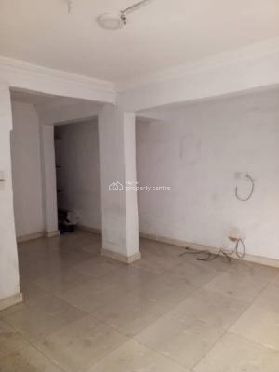 Decent 2 Bedroom Flat in a Good Location and Nice Compound, By Goodluck/ogodu Orioke, Alapere, Ketu, Lagos, Flat / Apartment for Rent