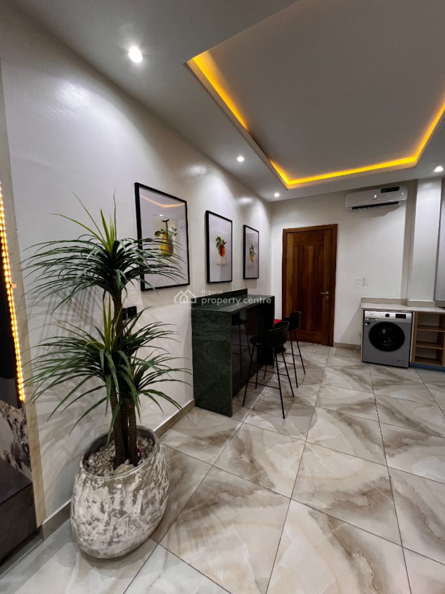 2 Bedroom Maisonette, Off Freedom Way, Lekki Phase 1, Lekki, Lagos, Flat / Apartment for Sale