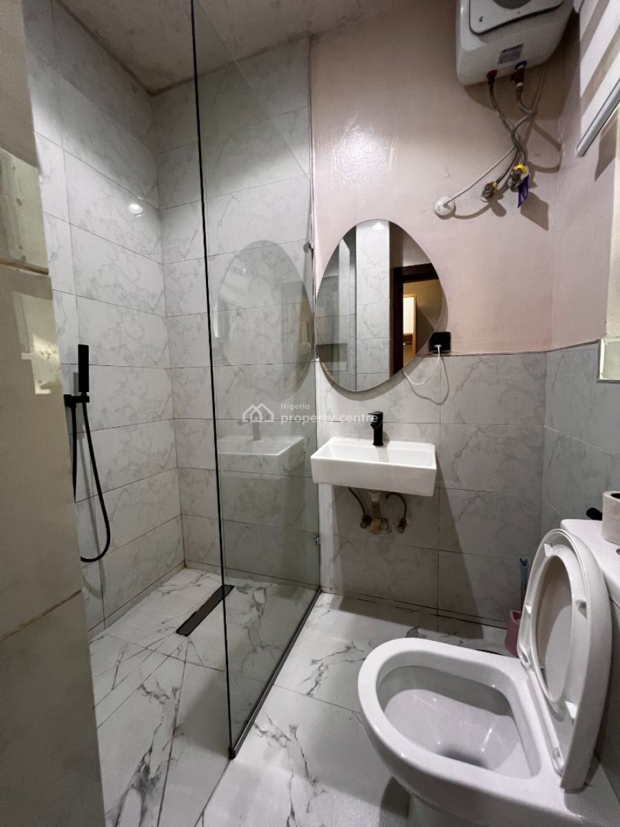 2 Bedroom Maisonette, Off Freedom Way, Lekki Phase 1, Lekki, Lagos, Flat / Apartment for Sale