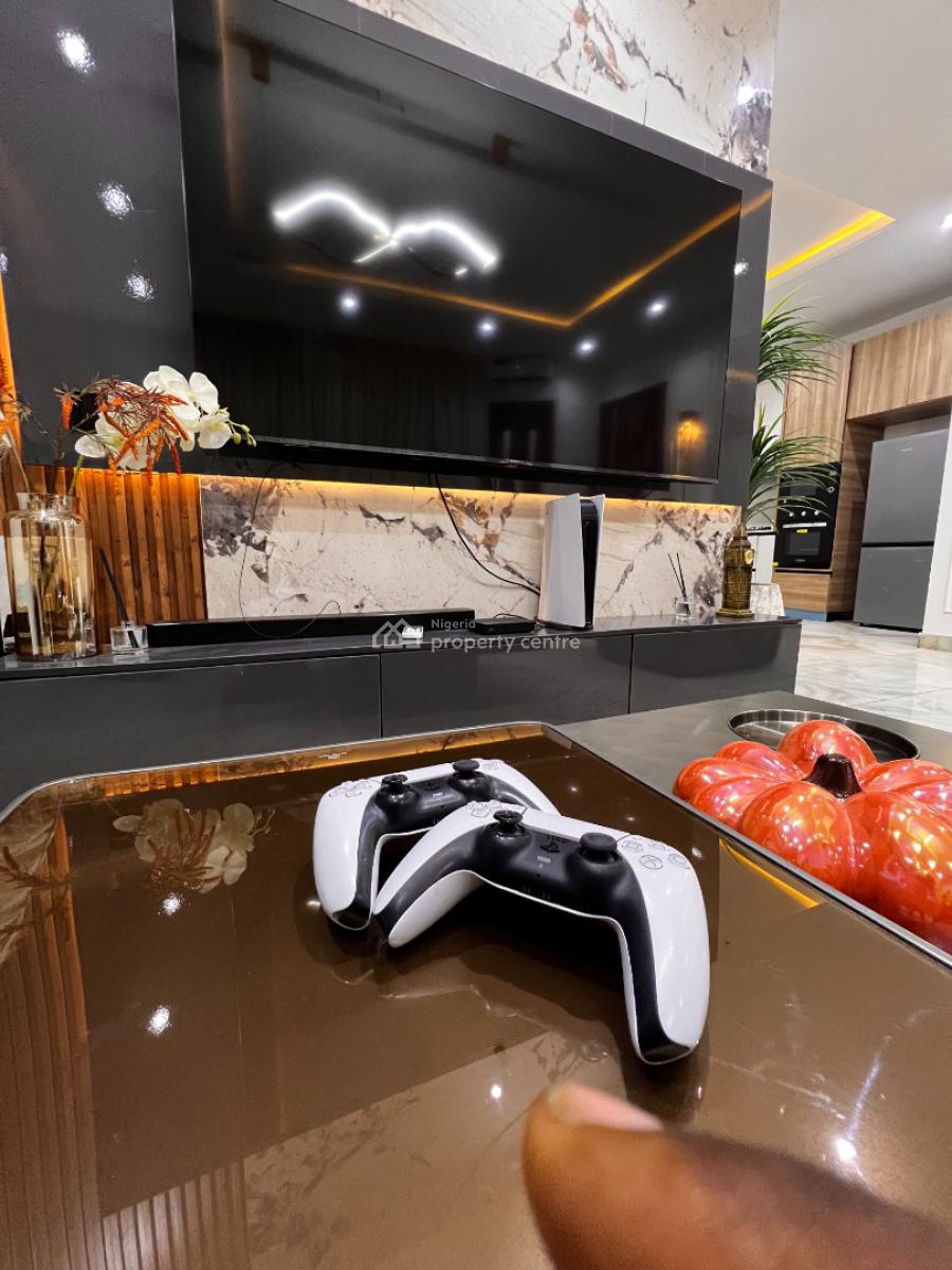 2 Bedroom Maisonette, Off Freedom Way, Lekki Phase 1, Lekki, Lagos, Flat / Apartment for Sale