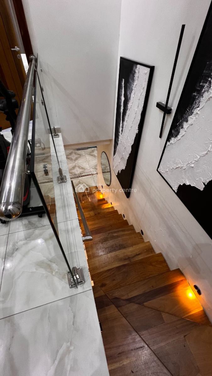 2 Bedroom Maisonette, Off Freedom Way, Lekki Phase 1, Lekki, Lagos, Flat / Apartment for Sale