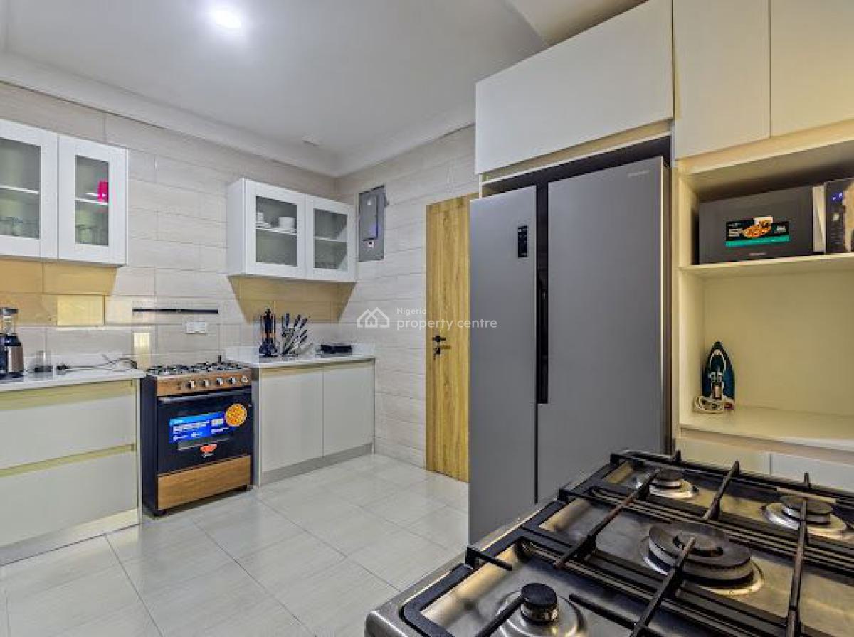 Nicely Furnished 4 Bedroom Apartment, Ikoyi, Lagos, Flat / Apartment Short Let